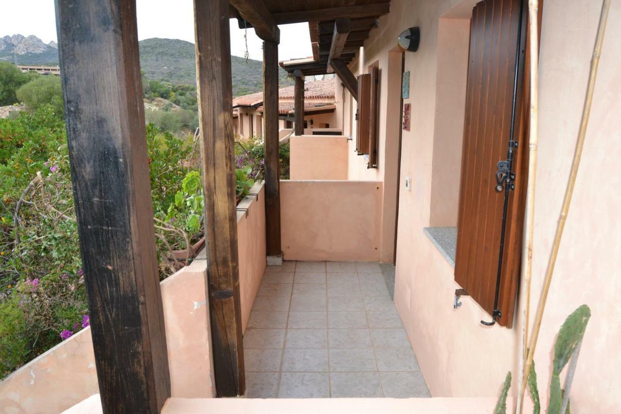 Le Stelle Di Portisco Apartment Exterior photo